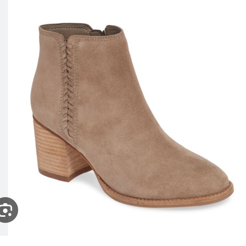 Blondo Nina Waterproof Suede Bootie
